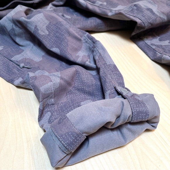 Prana Halle Pants. Size 10. Regular length. Green Camo & grid pattern.with tags. - Picture 11 of 12